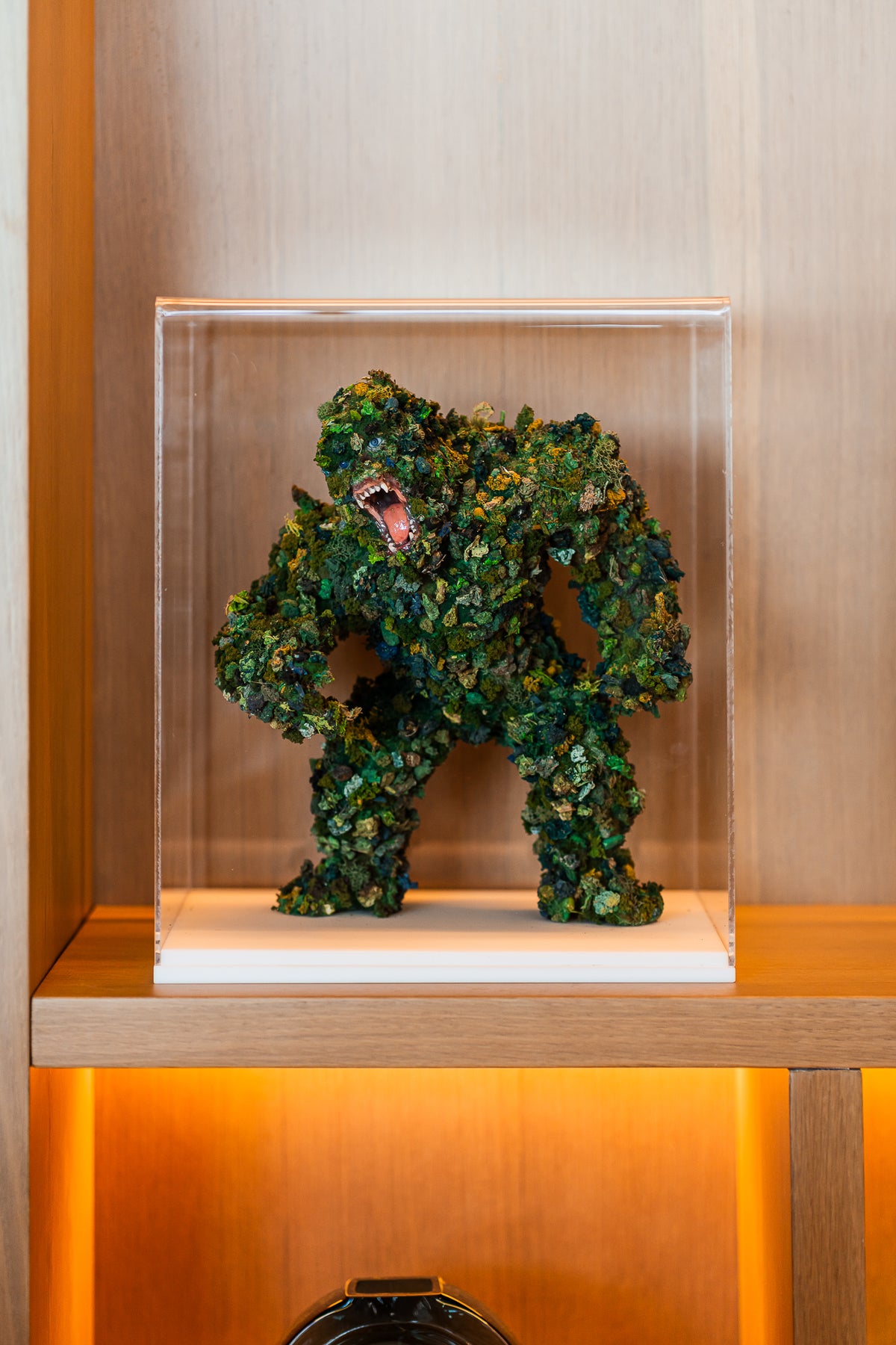 Bud Gorilla – Limited Edition Collectible Sculpture